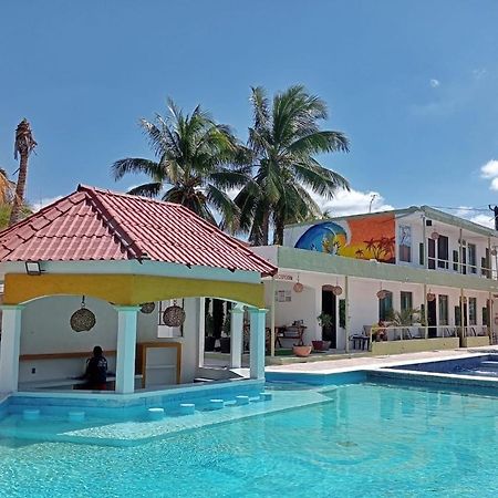 Pelican Inn At Las Dunas Челем Экстерьер фото