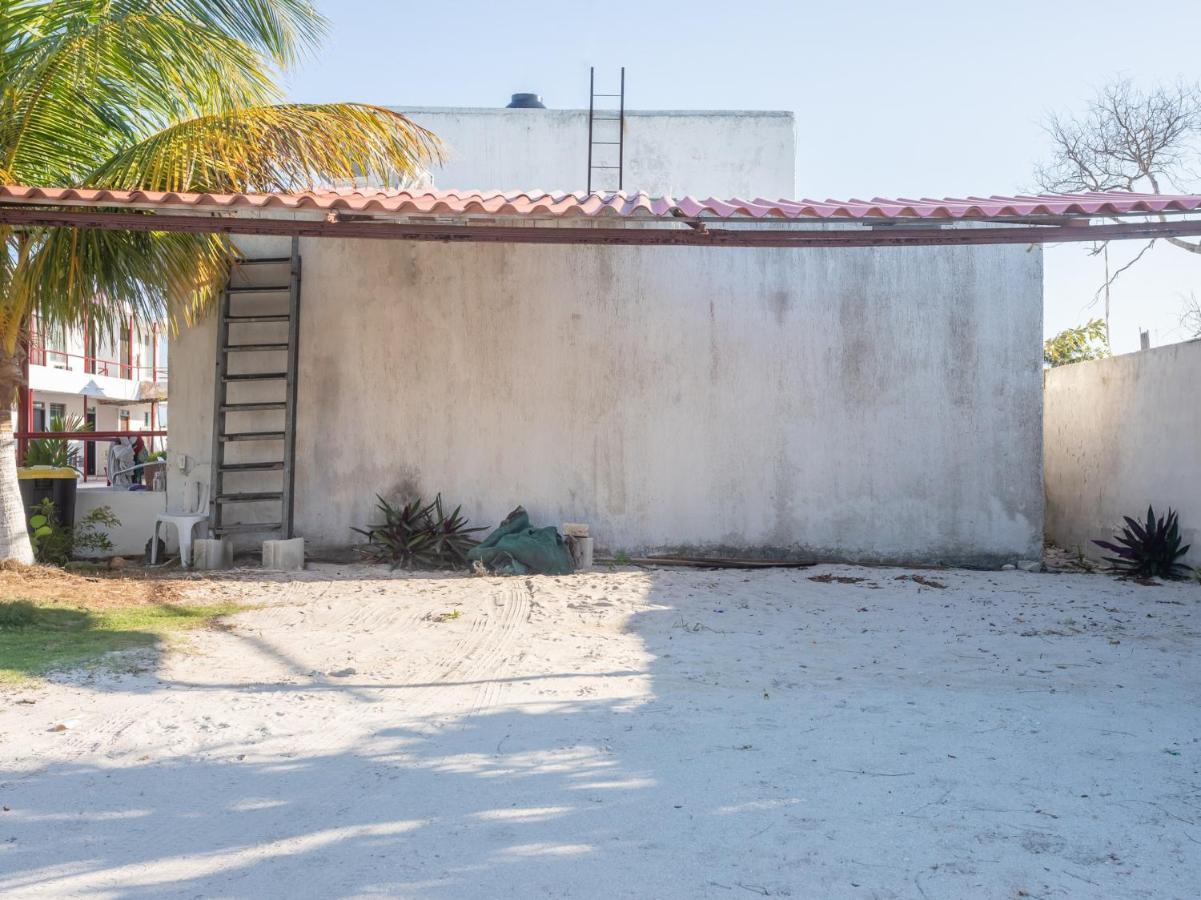 Pelican Inn At Las Dunas Челем Экстерьер фото